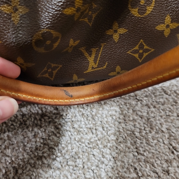 Louis Vuitton Tivoli monogram GM shoulder bag - Picture 12 of 17